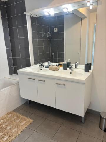 Apartamento Cosyf4 Toulouse Exterior foto